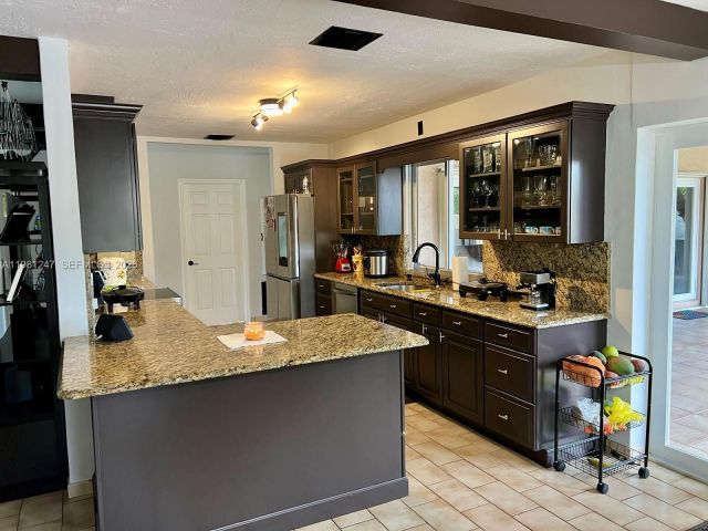 Home for sale at 17100 SW 274th St - photo 7459414