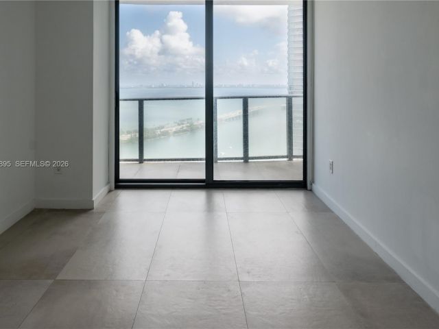 Apartment for rent  Unit #3101 - photo 7523577