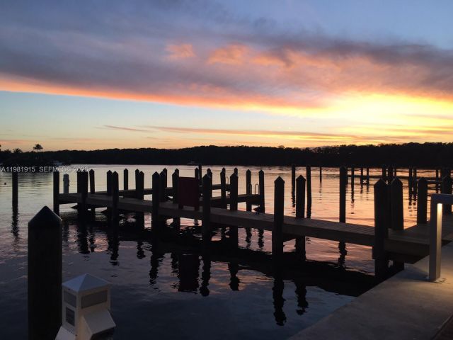 Apartment for sale  Unit #1701 - photo 7497076