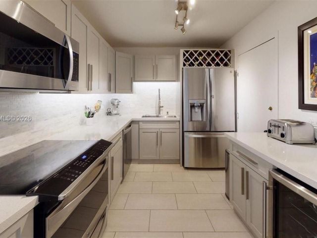 Apartment for sale  Unit #1223 - photo 7526808