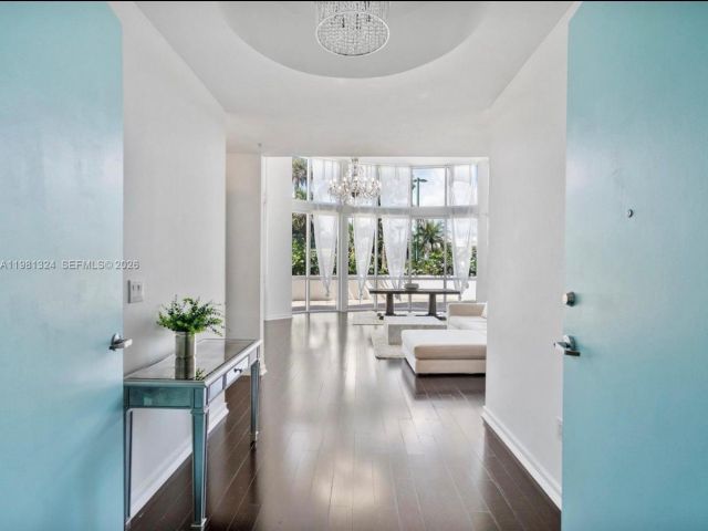 Apartment for rent  Unit #401 - photo 7496010