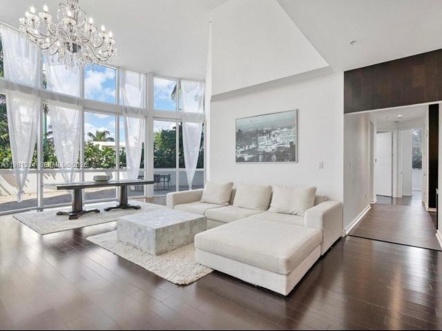 Apartment for rent  Unit #401 - photo 7496011