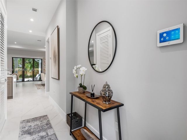 Home for rent at 1484 SW 32nd St 0 - photo 7482682