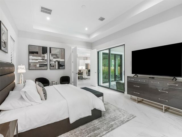 Home for rent at 1484 SW 32nd St 0 - photo 7482685