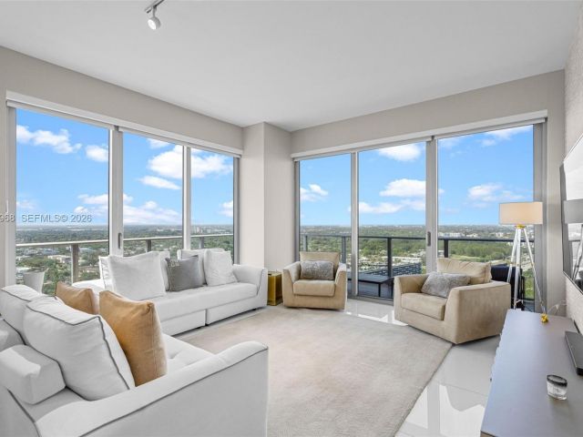 Apartment for sale  Unit #3201 - photo 7505174