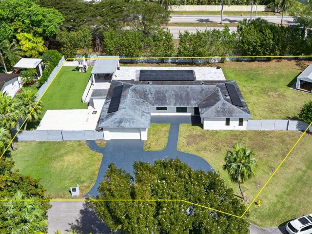 Home for sale at 11951 SW 120th Ter - photo 7466377