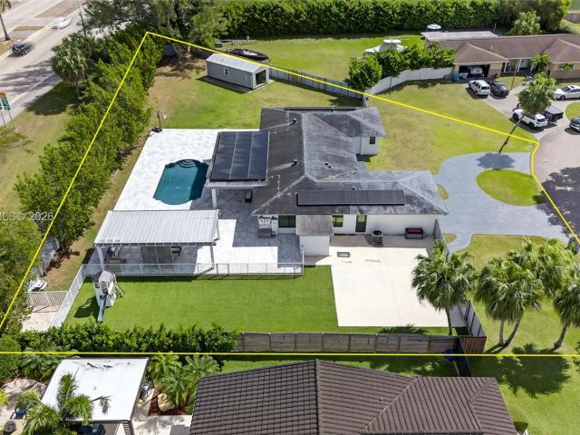 Home for sale at 11951 SW 120th Ter - photo 7466379