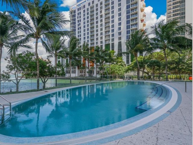 Apartment for sale  Unit #3301 - photo 7493314