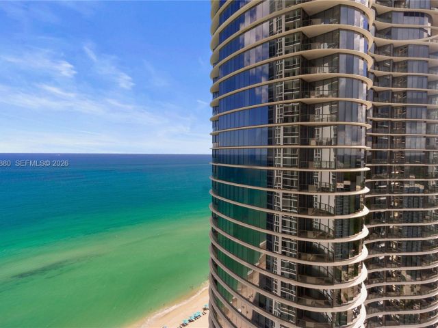 Apartment for sale  Unit #2606 - photo 7497533