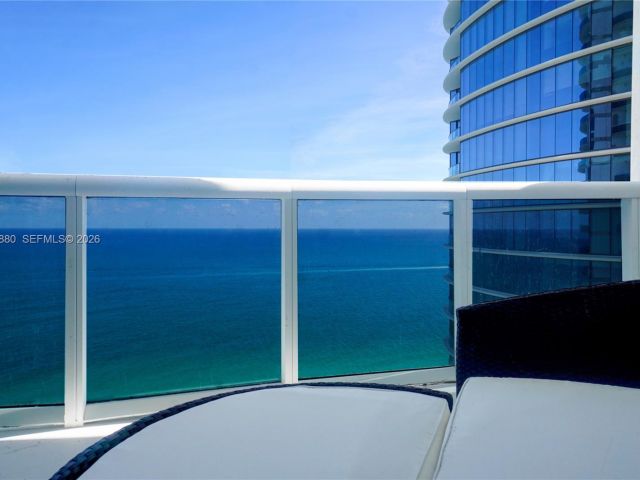 Apartment for sale  Unit #2606 - photo 7497541