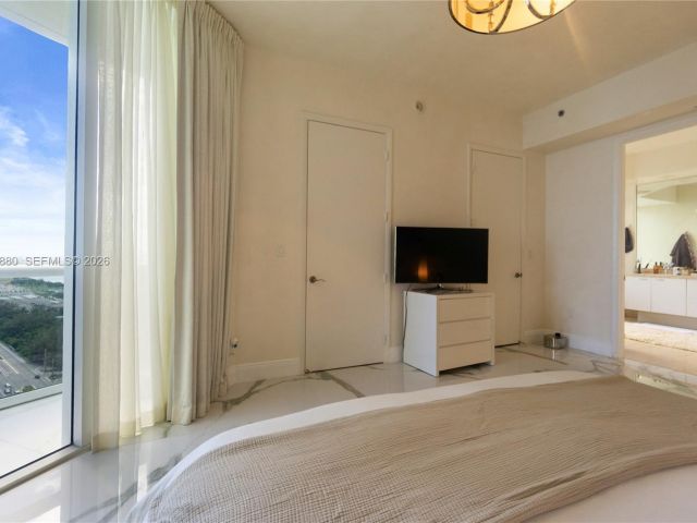 Apartment for sale  Unit #2606 - photo 7497547