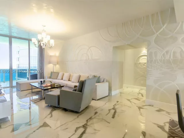 3-bedroom condo for sale in Sunny Isles Beach - 15811 Collins Ave 2606 - MondialRealty
