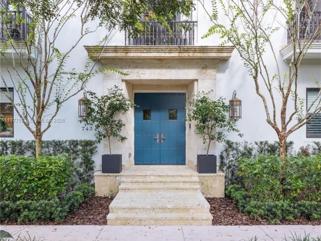 Home for sale at 743 Almeria Ave - photo 7470921