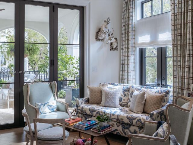 Home for sale at 743 Almeria Ave - photo 7470929