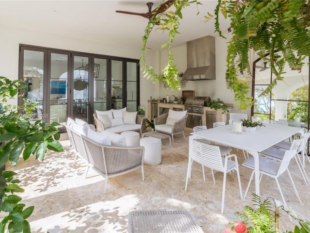 Home for sale at 743 Almeria Ave - photo 7470938