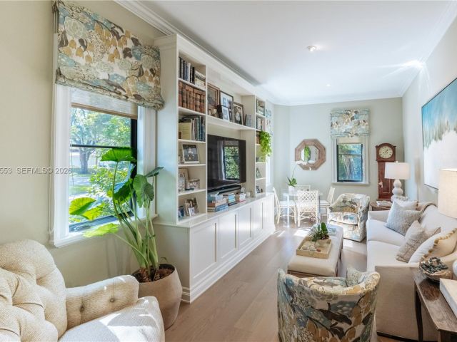 Home for sale at 743 Almeria Ave - photo 7470940