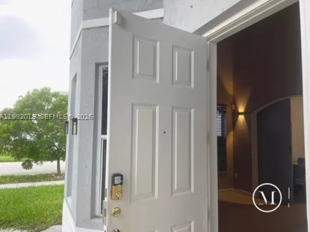 4-bedroom home for sale in Homestead - 11047 SW 243rd Ln - MondialRealty