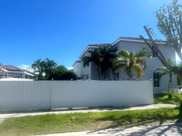 4-bedroom home for sale in Homestead - 11047 SW 243rd Ln - MondialRealty