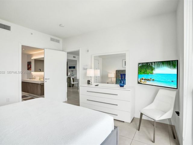 Apartment for rent  Unit #813 - photo 7497283