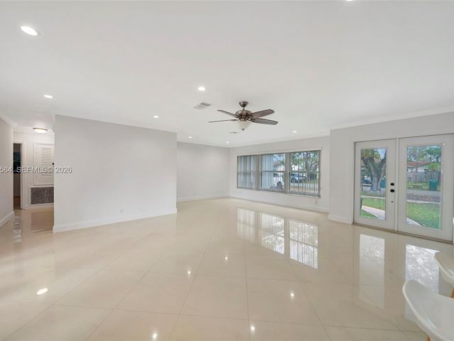 Home for sale at 5137 SW 87th Ter - photo 7505104