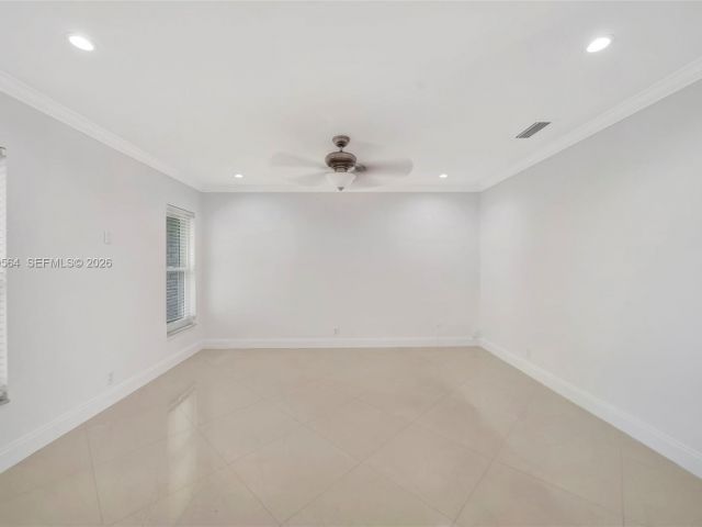 Home for sale at 5137 SW 87th Ter - photo 7505110