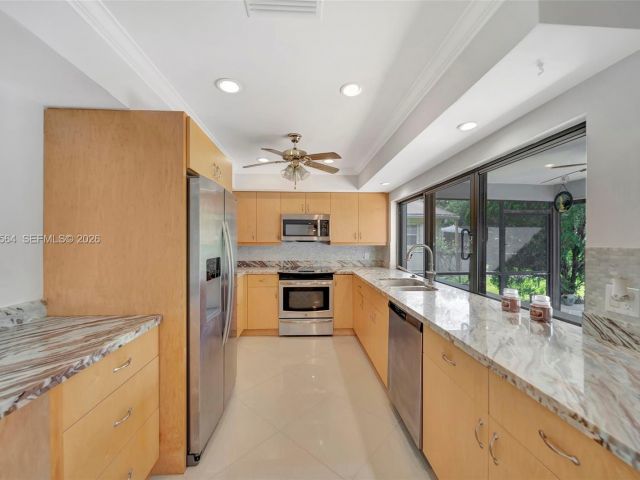 Home for sale at 5137 SW 87th Ter - photo 7505116