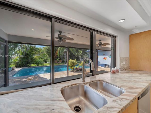 Home for sale at 5137 SW 87th Ter - photo 7505120