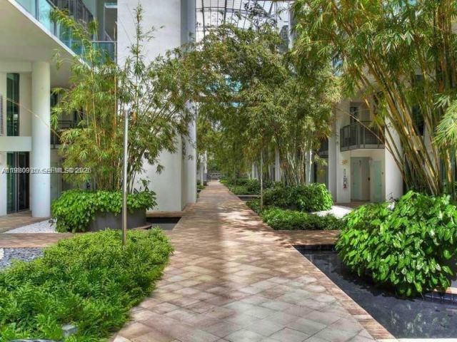 Apartment for rent  Unit # - photo 7505356