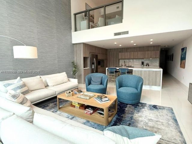 Apartment for rent  Unit # - photo 7505360