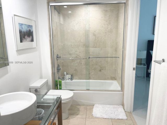 Apartment for rent  Unit # - photo 7505362