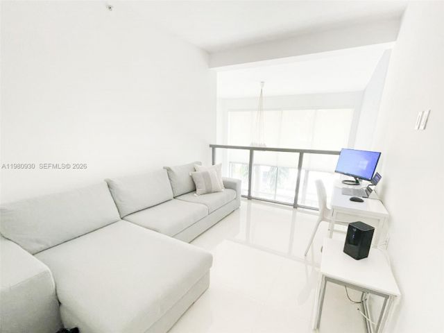 Apartment for rent  Unit # - photo 7505365