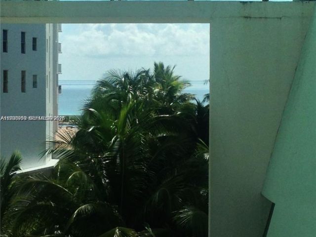 Apartment for rent  Unit # - photo 7505367