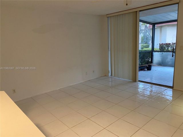 Home for rent at 1951 Atlantic Shores Blvd 20 - photo 7462065