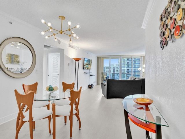 1-bedroom condo for rent in Hollywood - 2501 S Ocean Dr 1615 (Available Sep 3) - MondialRealty