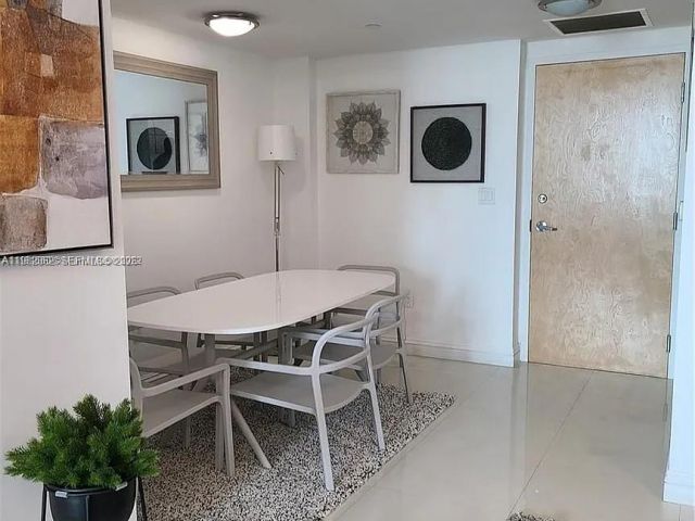 Apartment for rent  Unit #2109 - photo 7489488