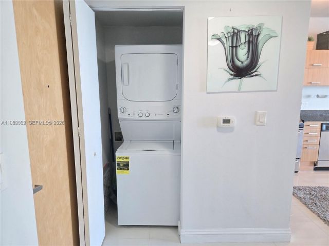 Apartment for rent  Unit #2109 - photo 7489490