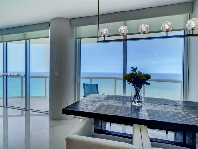 Apartment for rent  Unit #3802 - photo 7502017