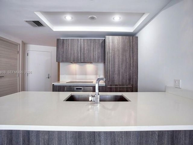 Apartment for sale  Unit #1203 - photo 7452554