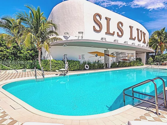 1-bedroom condo for sale in Miami - 801 S Miami Ave 1203 - MondialRealty