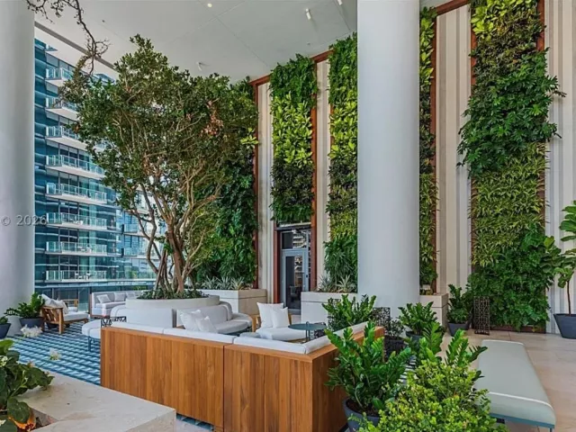 1-bedroom condo for sale in Miami - 801 S Miami Ave 1203 - MondialRealty