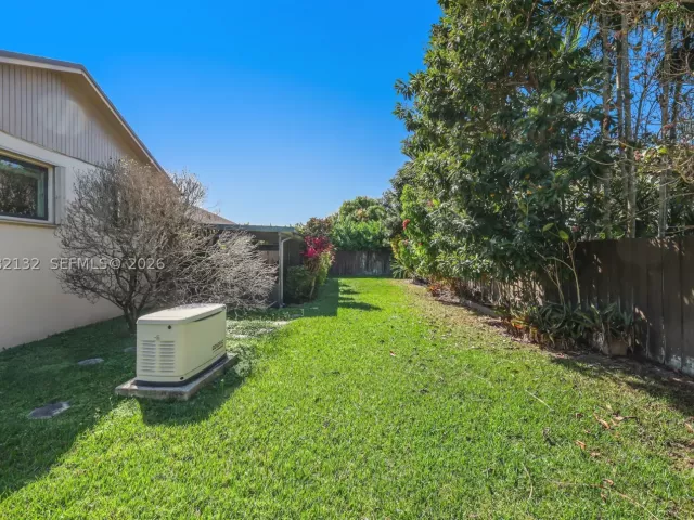3-bedroom home for sale in Miami - 11541 SW 100th St - MondialRealty