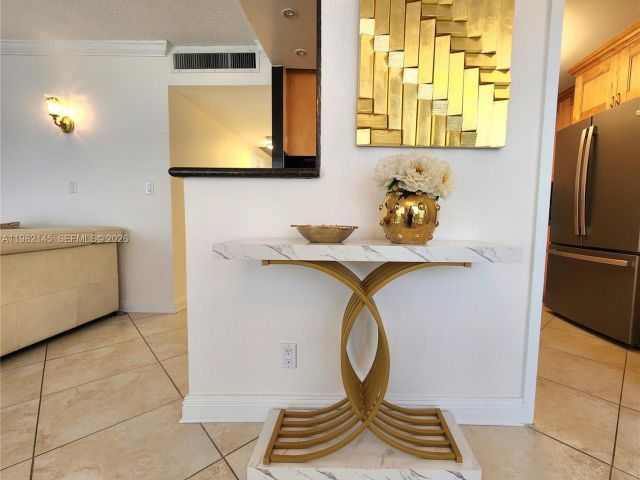 Apartment for sale  Unit #626 - photo 7496995