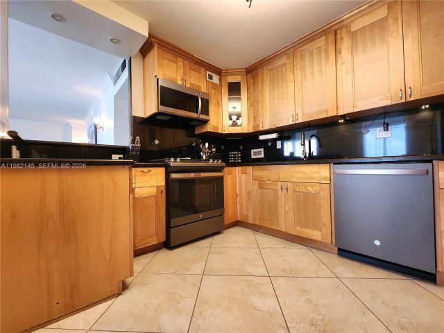 Apartment for sale  Unit #626 - photo 7496998