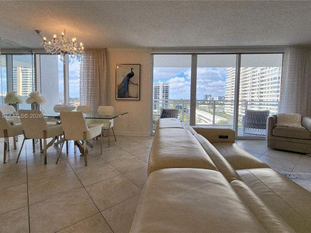 Apartment for sale  Unit #626 - photo 7497005