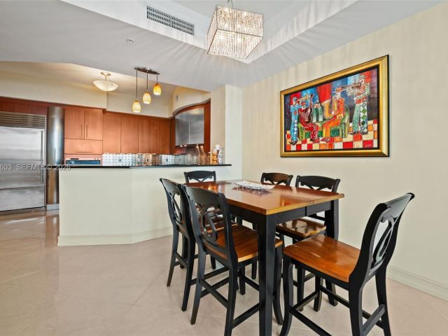 Apartment for sale  Unit #1808 - photo 7495994