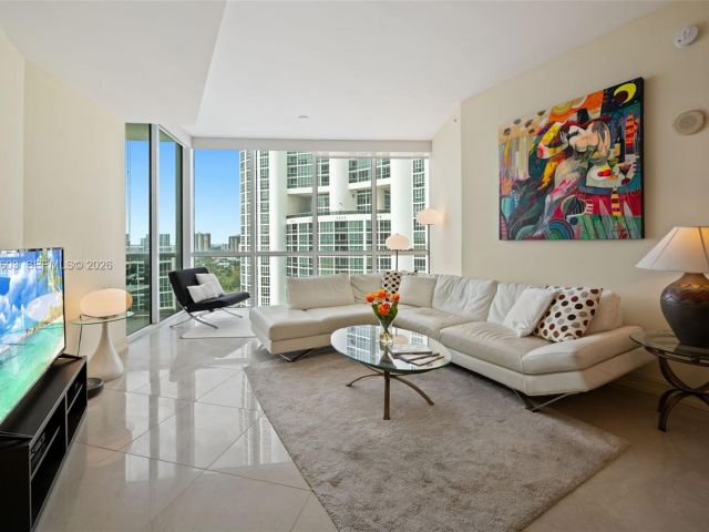 Apartment for sale  Unit #1808 - photo 7495997