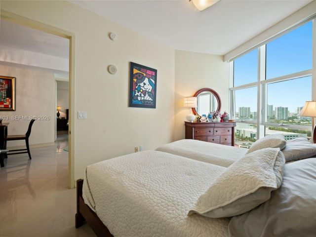 Apartment for sale  Unit #1808 - photo 7496005