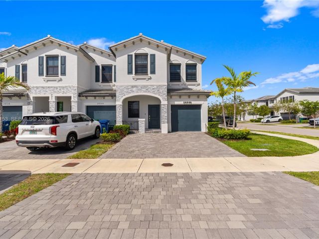 3-bedroom home for rent in Homestead - 28500 SW 133rd Path 28500 - MondialRealty