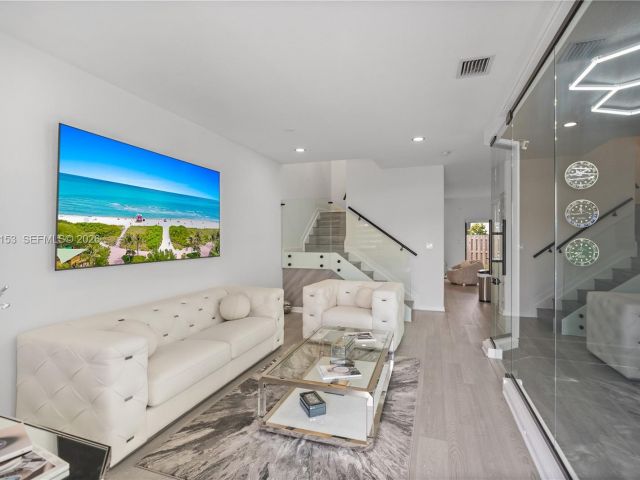 3-bedroom home for rent in Homestead - 28500 SW 133rd Path 28500 - MondialRealty