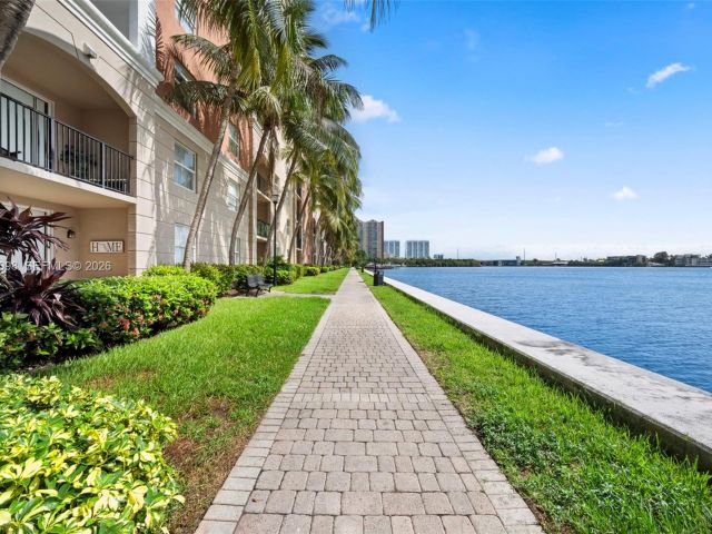 Apartment for sale  Unit #3312 - photo 7524658